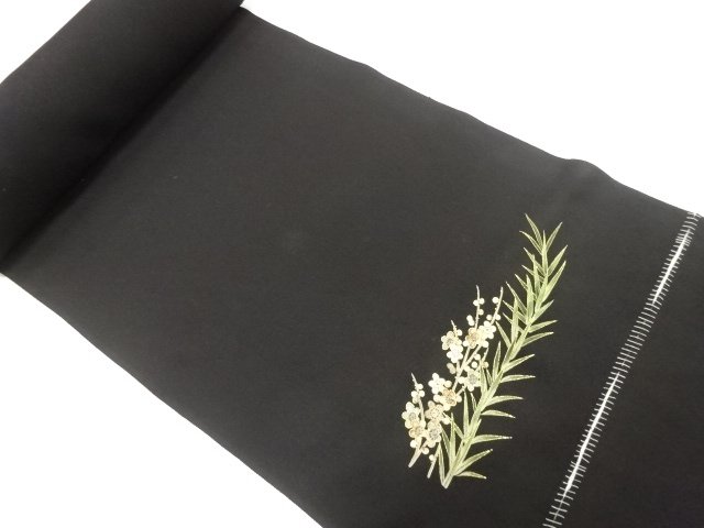 JAPANESE KIMONO / ANTIQUE ARAIHARI FOR TOMESODE / EMBROIDERY / UME & BAMBOO GRASS